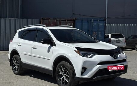 Toyota RAV4, 2018 год, 2 860 000 рублей, 3 фотография