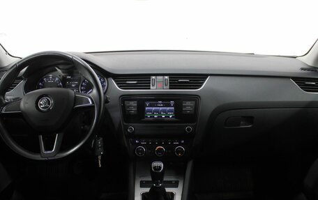 Skoda Octavia, 2017 год, 1 545 000 рублей, 13 фотография