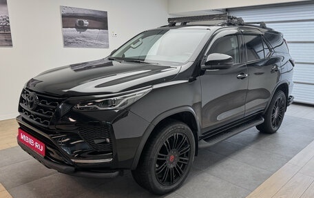 Toyota Fortuner II, 2022 год, 4 990 000 рублей, 1 фотография