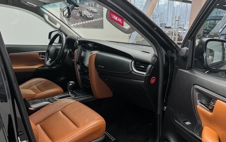 Toyota Fortuner II, 2022 год, 4 990 000 рублей, 11 фотография
