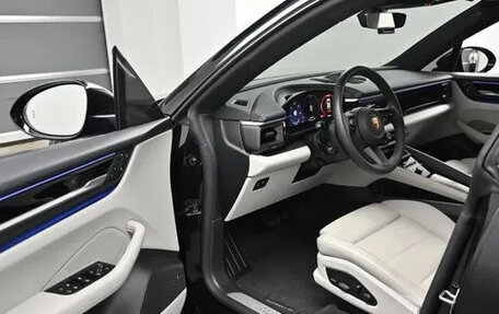 Porsche Macan, 2025 год, 12 750 000 рублей, 15 фотография