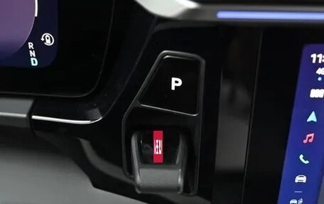 Porsche Macan, 2025 год, 12 750 000 рублей, 9 фотография