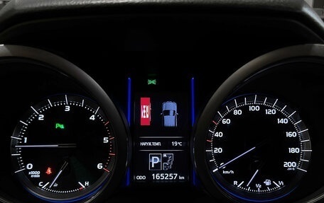 Toyota Land Cruiser Prado 150 рестайлинг 2, 2016 год, 3 597 000 рублей, 19 фотография