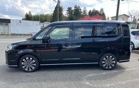 Honda Stepwgn, 2023 год, 2 150 000 рублей, 5 фотография