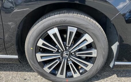Honda Stepwgn, 2023 год, 2 150 000 рублей, 22 фотография