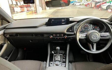 Mazda 3, 2022 год, 1 400 000 рублей, 11 фотография