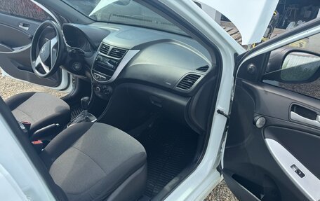 Hyundai Solaris II рестайлинг, 2013 год, 670 000 рублей, 8 фотография