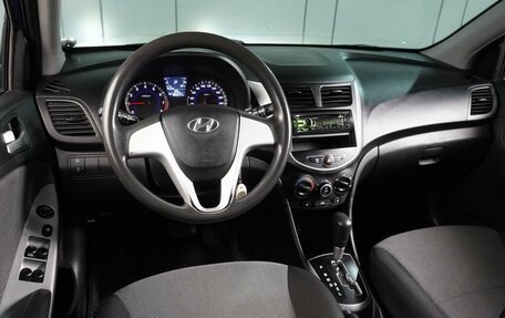 Hyundai Solaris II рестайлинг, 2012 год, 819 000 рублей, 6 фотография
