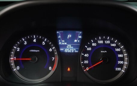 Hyundai Solaris II рестайлинг, 2012 год, 819 000 рублей, 16 фотография