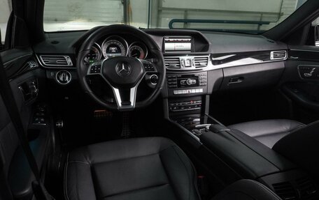 Mercedes-Benz E-Класс, 2013 год, 2 490 000 рублей, 6 фотография