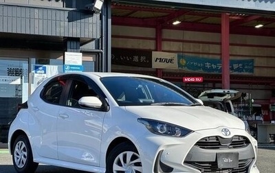 Toyota Yaris, 2022 год, 835 001 рублей, 1 фотография