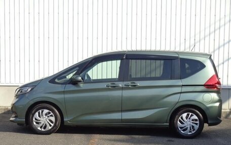 Honda Freed II, 2022 год, 1 370 000 рублей, 8 фотография