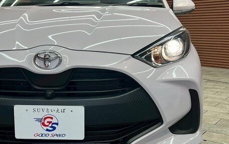 Toyota Yaris, 2022 год, 800 000 рублей, 2 фотография