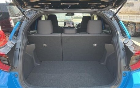 Toyota Yaris, 2023 год, 1 026 001 рублей, 10 фотография