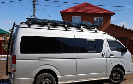 Toyota HiAce H200, 2011 год, 1 800 000 рублей, 5 фотография
