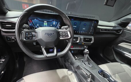 Ford Mustang, 2025 год, 7 250 000 рублей, 28 фотография