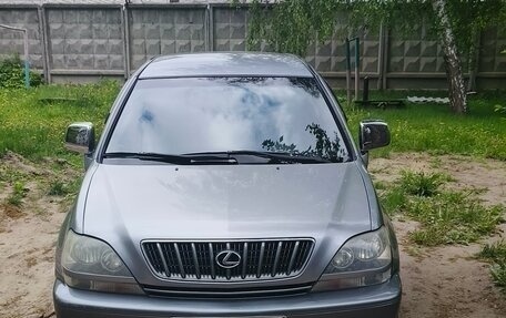 Lexus RX IV рестайлинг, 2001 год, 1 000 000 рублей, 2 фотография