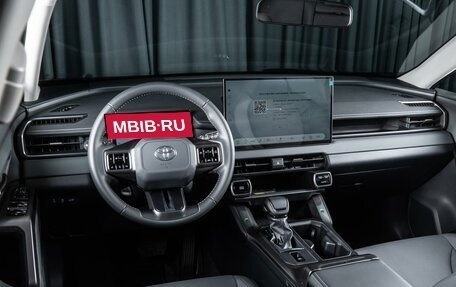 Toyota RAV4, 2026 год, 4 400 000 рублей, 8 фотография