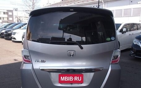 Honda Freed I, 2013 год, 860 000 рублей, 4 фотография
