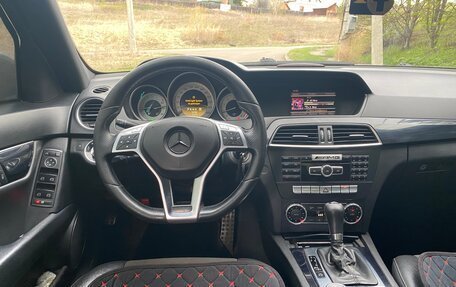 Mercedes-Benz C-Класс, 2011 год, 1 100 000 рублей, 7 фотография