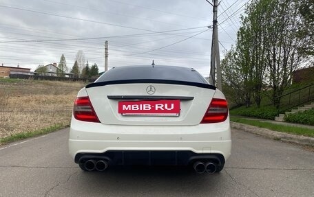 Mercedes-Benz C-Класс, 2011 год, 1 100 000 рублей, 6 фотография