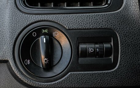 Volkswagen Polo VI (EU Market), 2011 год, 649 000 рублей, 15 фотография