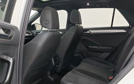 Volkswagen T-Roc I, 2022 год, 1 870 000 рублей, 7 фотография