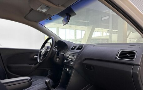 Volkswagen Polo VI (EU Market), 2011 год, 680 000 рублей, 13 фотография