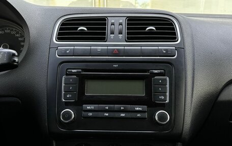 Volkswagen Polo VI (EU Market), 2011 год, 680 000 рублей, 18 фотография
