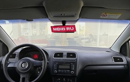 Volkswagen Polo VI (EU Market), 2011 год, 680 000 рублей, 17 фотография