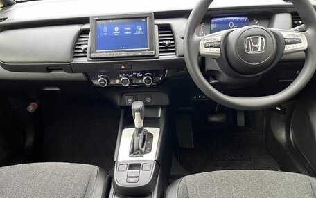 Honda Fit, 2022 год, 970 000 рублей, 18 фотография