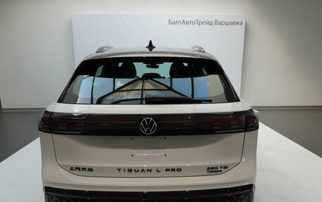 Volkswagen Tiguan, 2025 год, 5 250 000 рублей, 6 фотография