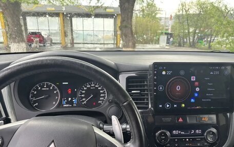 Mitsubishi Outlander III рестайлинг 3, 2012 год, 1 250 000 рублей, 6 фотография