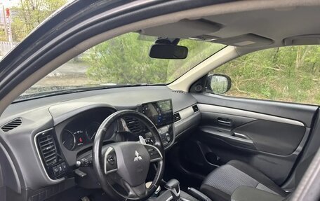 Mitsubishi Outlander III рестайлинг 3, 2012 год, 1 250 000 рублей, 5 фотография