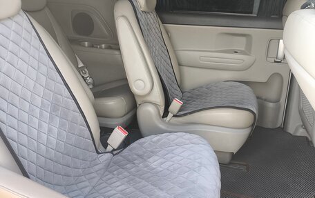 KIA Carnival III, 2018 год, 2 300 000 рублей, 5 фотография