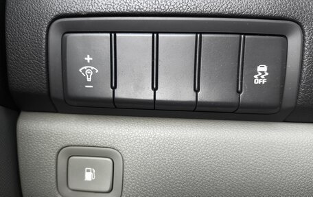 KIA Carnival III, 2018 год, 2 300 000 рублей, 22 фотография