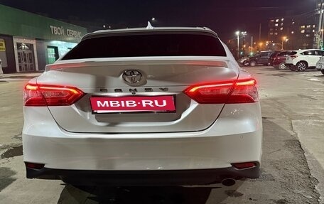 Toyota Camry, 2018 год, 2 850 000 рублей, 25 фотография