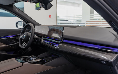 BMW 5 серия, 2025 год, 9 600 000 рублей, 9 фотография