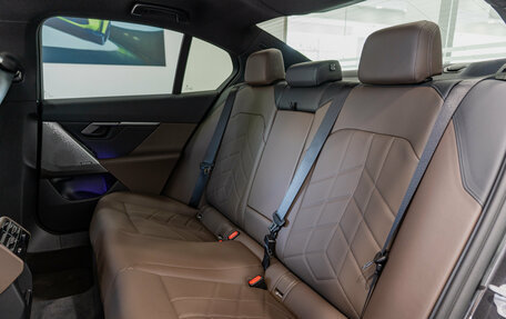 BMW 5 серия, 2025 год, 9 600 000 рублей, 20 фотография