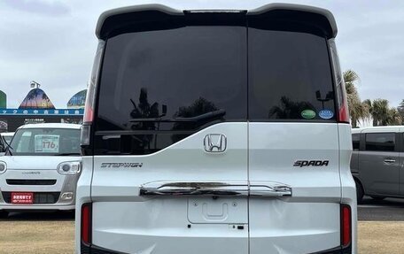 Honda Stepwgn IV, 2017 год, 1 620 000 рублей, 5 фотография
