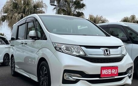 Honda Stepwgn IV, 2017 год, 1 620 000 рублей, 1 фотография