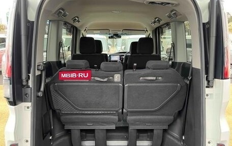 Honda Stepwgn IV, 2017 год, 1 620 000 рублей, 12 фотография