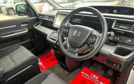 Honda Stepwgn IV, 2017 год, 1 620 000 рублей, 19 фотография