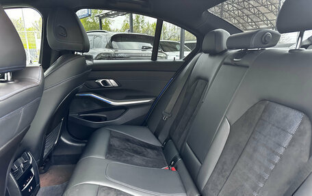 BMW 3 серия, 2021 год, 3 990 000 рублей, 28 фотография