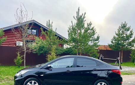 Hyundai Solaris II рестайлинг, 2012 год, 660 000 рублей, 3 фотография