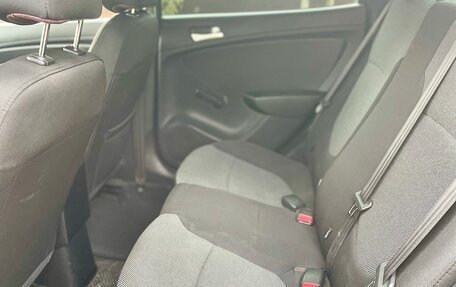 Hyundai Solaris II рестайлинг, 2012 год, 660 000 рублей, 16 фотография