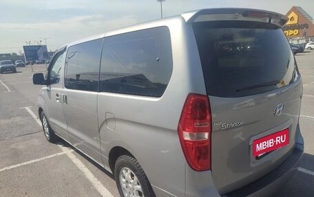 Hyundai Grand Starex Grand Starex I рестайлинг 2, 2011 год, 1 550 000 рублей, 5 фотография