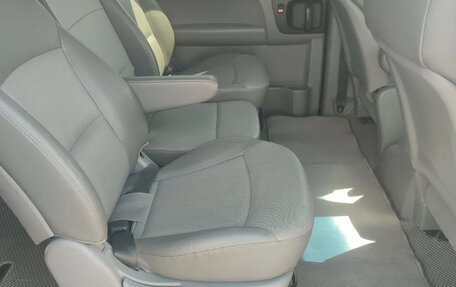 Hyundai Grand Starex Grand Starex I рестайлинг 2, 2011 год, 1 550 000 рублей, 12 фотография