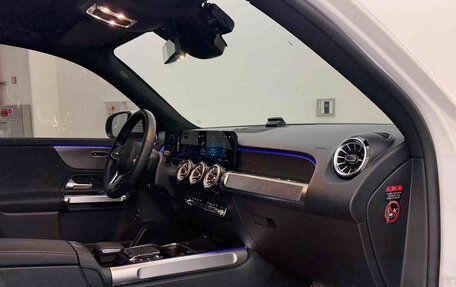 Mercedes-Benz GLB, 2022 год, 3 858 000 рублей, 12 фотография