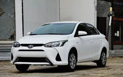 Toyota Yaris XP150 рестайлинг, 2022 год, 1 070 040 рублей, 1 фотография